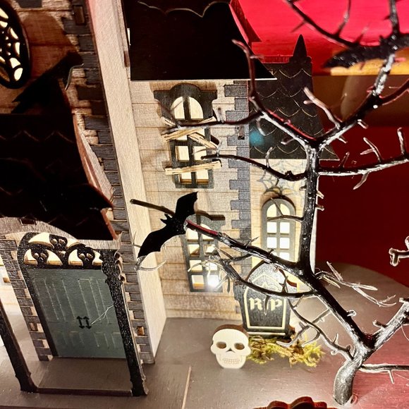 WORLD MARKET HALLOWEEN Laser Cut Wood Midnight Mansion LED Light Up Décor NWT - Picture 7 of 12